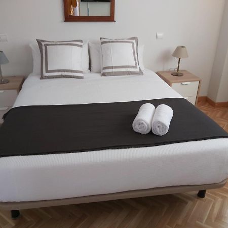 Chalet Avila Rooms Madrid Exterior photo